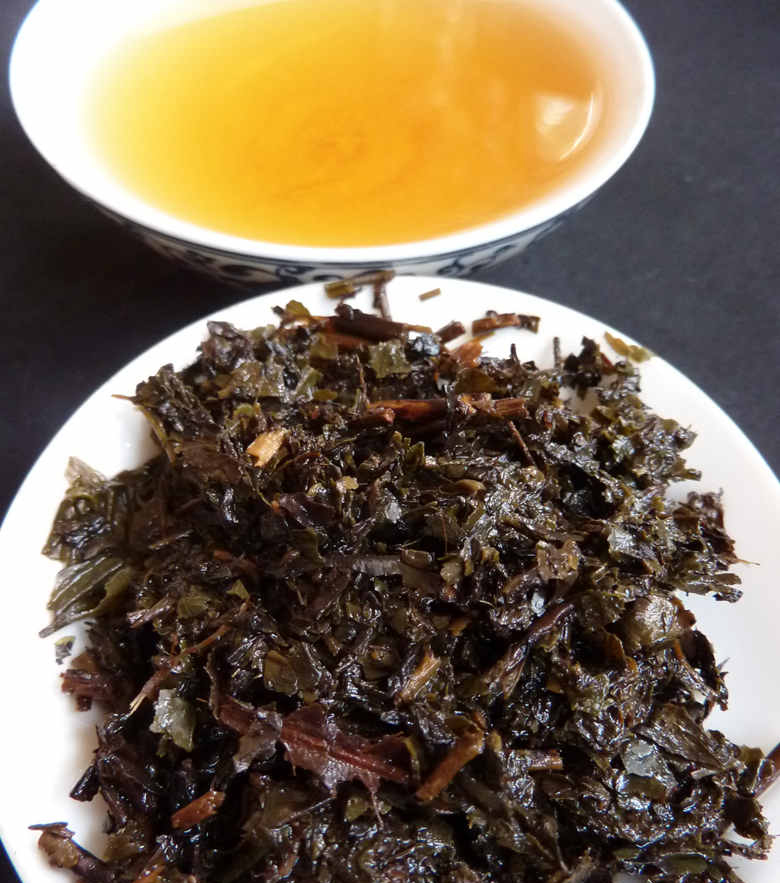 Dark Tea Garden 2011 Fu Zhuan